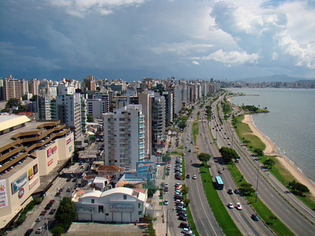 Wes Lindenmuth-Brazil | Abroad101 Blog