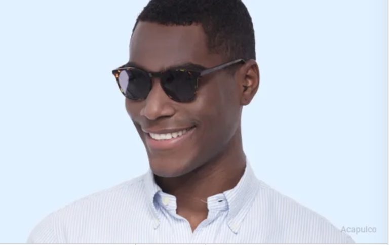 EyeGlasses Photo | Abroad101 Blog