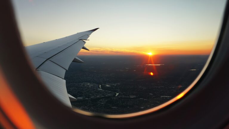 eva-darron-oCdVtGFeDC0-unsplash (1) | Abroad101 Blog