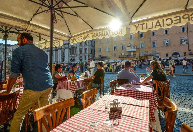 outdoor-cafe-restaurant-italy-market-tourism-rome-tables-roma-piazza-italian-navona-1208314 | Abroad101 Blog